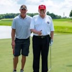 Trump Favre golfing