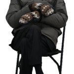 Bernie Sanders sitting PNG