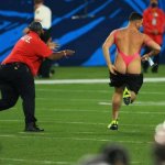 Superbowl streaker