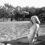 Marilyn Monroe pool
