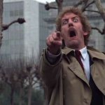 Donald Sutherland point and scream
