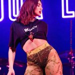 Dua Lipa thicc thighs