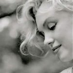 Marilyn Monroe profile meme
