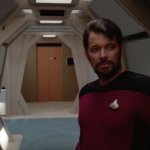 Star Trek, Riker Confused In Hallway