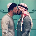 Israeli Palestinian kiss