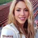 Shakira selfie