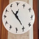 Dancer clock