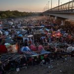 Illegals under bridge in Texas