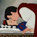 Snow White kiss gif meme
