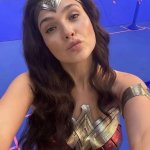 Gal Gadot selfie