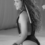 Shakira black & white