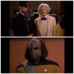 imposter! | YOU LOOK NEW HERE HAVE WE MET BEFORE; YEAH AT THAT FAKE KFC YOU WORK AT DAM FOOL! | image tagged in mark twain and worf,question mark,mark twain,mark twain thought | made w/ Imgflip meme maker