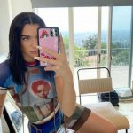 Dua Lipa selfie
