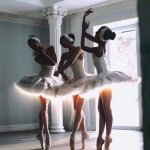 Glowing ballerinas meme