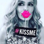 Kylie Kiss Me