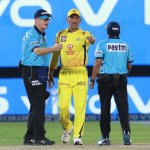 Dhoni Argues with Umpire