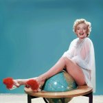 Marilyn Monroe globe