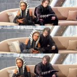 Ahsoka shows Anakin her phone