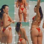 Dua Lipa bikini