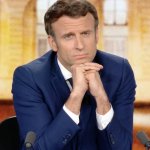 Emmanuel Macron meets Marine Le pen meme