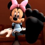 Minnie mouse foot meme