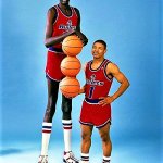 Manute Bol and Muggsy Bogues meme