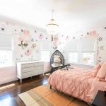 Teen bedroom
