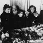Stalin at wife's funeral 1907