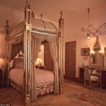 Mar a Lago bedroom, Trump timeless elegance template