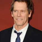 Kevin Bacon | EVERYONE ❤'S BACON | image tagged in kevin bacon | made w/ Imgflip meme maker