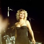 Kim Wilde onstage