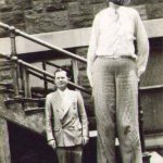 Sloth as the worlds tallest man meme