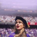 Taylor Swift graduate