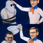 Morawiecki odkrywa