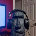 THEVOICESAREWINNIGTHEVOICESAREWINNIGTHEVOICESAREWINNIGTHEVOICESAREWINNIGTHEVOICESAREWINNIGTHEVOICESAREWINNIGTHEVOICESAREWINNIGTH | MOAI; NOW UPVOTE | image tagged in moai gaming | made w/ Imgflip meme maker