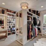 walkin closet