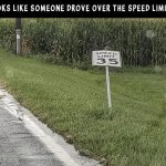 Funny Signs | image tagged in funny signs | made w/ Imgflip meme maker