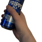 Hand Holding beer pripps