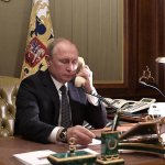 Putin phone desk