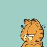 Garfield chilling