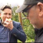 Pierre Poilievre eat apple