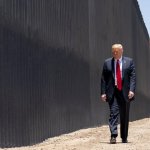 Trump inspects the border wall