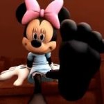 Minnie Mouse Wiggles Her Toes GIF Template