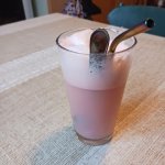 Kitty cocktail float