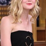 Elle Fanning Fallon.