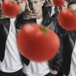 BOOOOOO!!!! Let’s throw tomatoes at vro