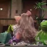 Muppets: That's a Bald-faced Lie, Piggy GIF Template