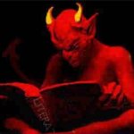 diabo lendo um livro