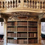 Palace of Mafra Library. Courtesy of Elensham on Instagram.