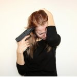 Women wanting to shoot herself